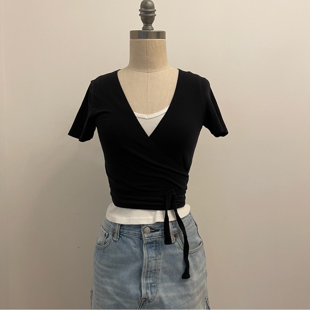 Brandy Melville Top